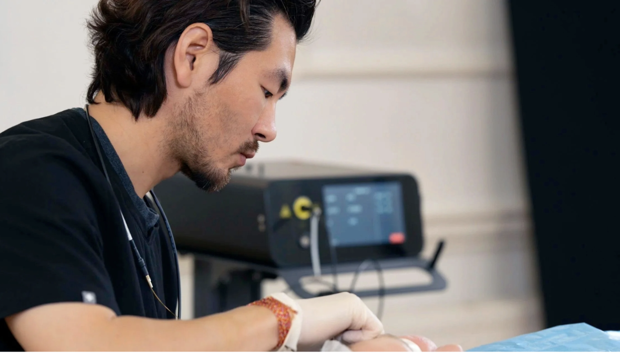 Endolift® Award of Excellence 2026 highlights Dr Hanson Yu’s precision-led approach to aesthetics